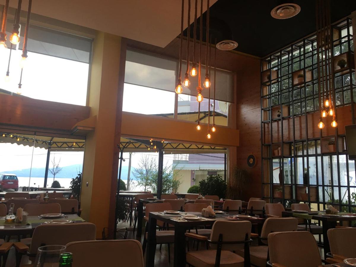Royal Apartment Luxury Holiday For Queen And King Sarande Exterior photo