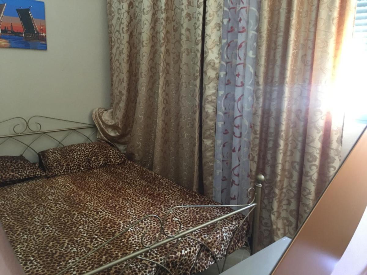 Royal Apartment Luxury Holiday For Queen And King Sarande Exterior photo